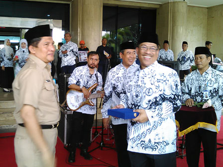 Pencarian PGRI Polewali Mandar - Persatuan Guru Republik Indonesia Cabang Kabupaten Polewali Mandar